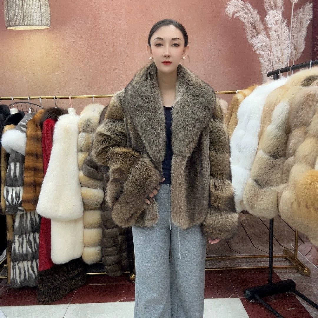 Cappotto da donna in pelliccia marrone naturale con maniche a campana - Marrone naturale