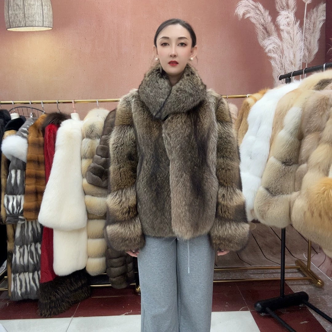 Cappotto da donna in pelliccia marrone naturale con maniche a campana - vista del prodotto